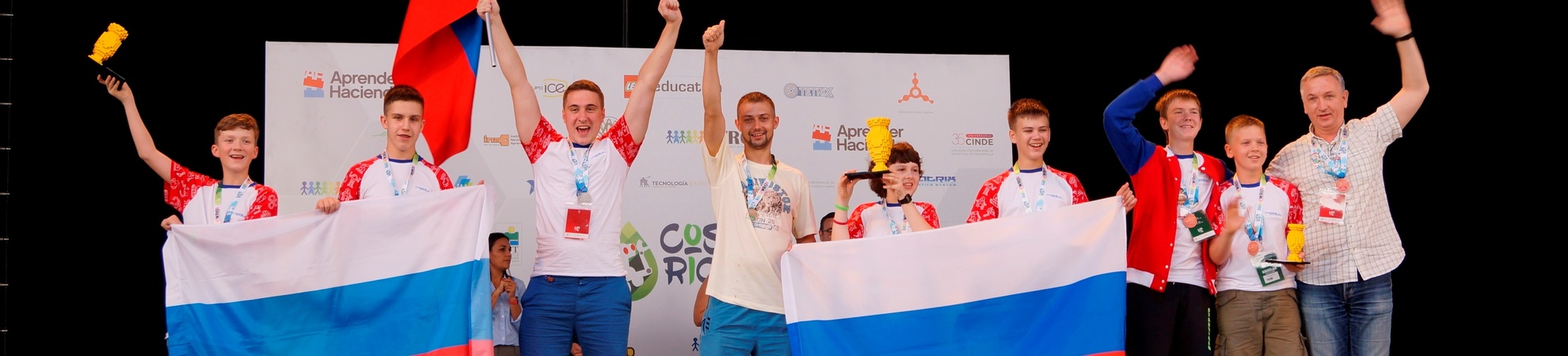 Ученики и тренеры Центра развития робототехники - мировые чемпионы!