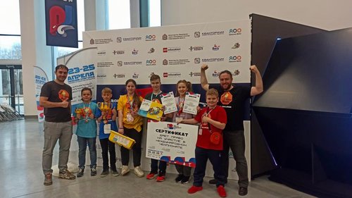 2 место на национальном финале чемпионата FIRST LEGO League!